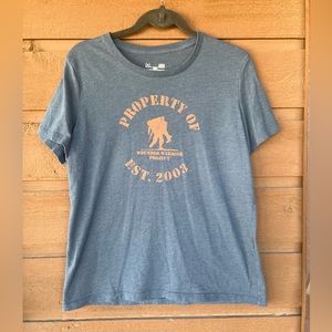 Under Armour Wounded Warrior women’s large shirt sleeve tee. EUC